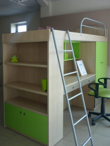 παιδικό κρεβάτι υπερυψωμένο με βιβλιοθήκη και γραφείο πράσινο
