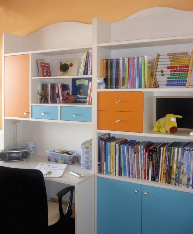 παιδική βιβλιοθήκη  εντοιχιζόμενη πορτοκαλί λευκό
