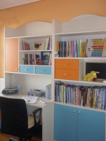 παιδική βιβλιοθήκη παιδικό γραφείο εντοιχιζόμενη πορτοκαλί λευκό γαλάζιο