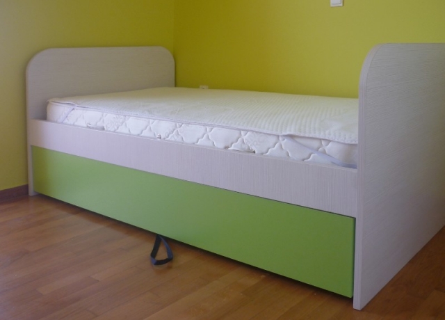 παιδικό κρεβάτι με αποθηκευτικό χώρο κρυφό συρτάρι
